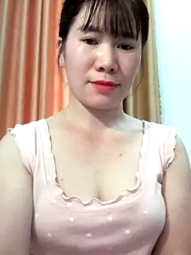 Bondgirl 9 online show from May 16, 6:32 am