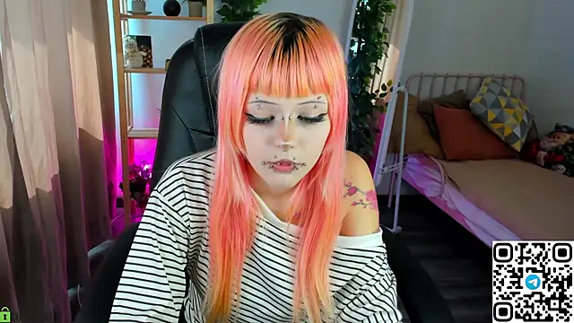 Necucuby online show from May 4, 8:21 am