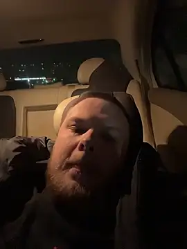 pupspupok online show from March 4, 1:06 pm