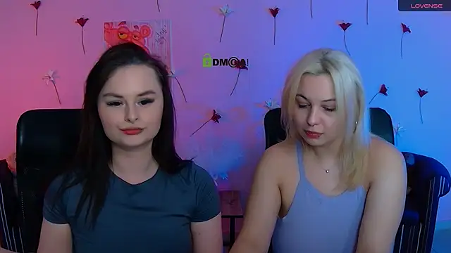 miss courtney  online show from May 9, 8:52 am