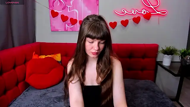 Snapshot of AgnesBeautiful chatting on March 17, 8:50 am AgnesBeautiful online show from March 17, 8:50 am
