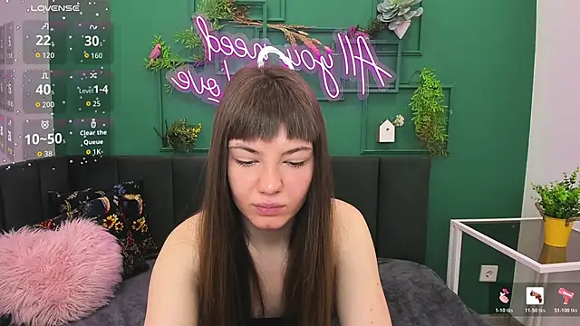 Snapshot of AgnesBeautiful chatting on April 11, 1:43 am AgnesBeautiful online show from April 11, 1:43 am