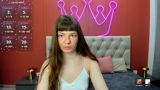 Snapshot of AgnesBeautiful chatting on April 15, 8:43 am AgnesBeautiful online show from April 15, 8:43 am