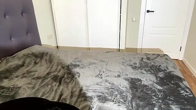 willowdrip online show from March 3, 12:44 pm