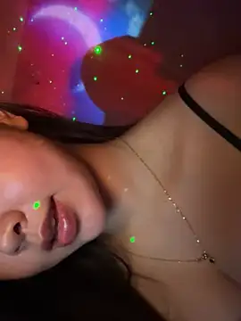 hot-cumplay online show from March 6, 2:35 pm