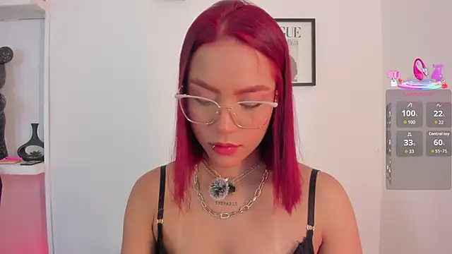 Snapshot of Im_Scarlett_ chatting on March 7, 6:05 pm Im Scarlett online show from March 7, 6:05 pm