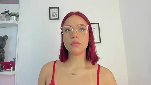 Snapshot of Im_Scarlett_ chatting on March 14, 6:24 pm Im Scarlett online show from March 14, 6:24 pm