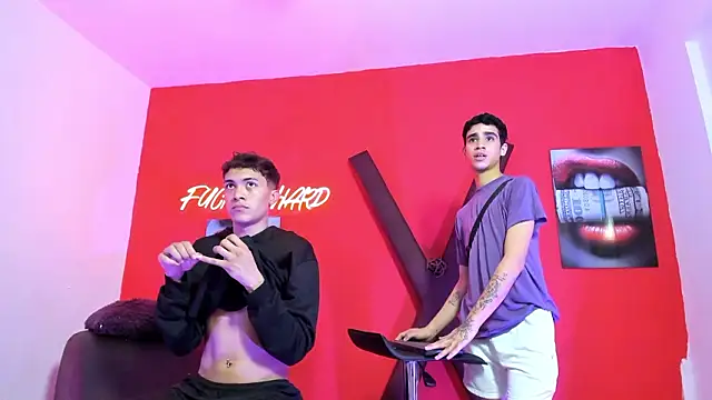 SKYN MAN online show from March 6, 1:24 am