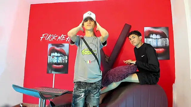 SKYN MAN online show from March 31, 7:20 am