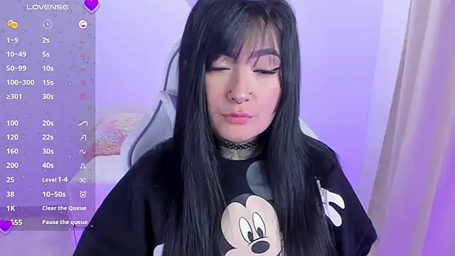 Snapshot of heeyy_kitty chatting on March 18, 4:10 pm heeyy kitty online show from March 18, 4:10 pm