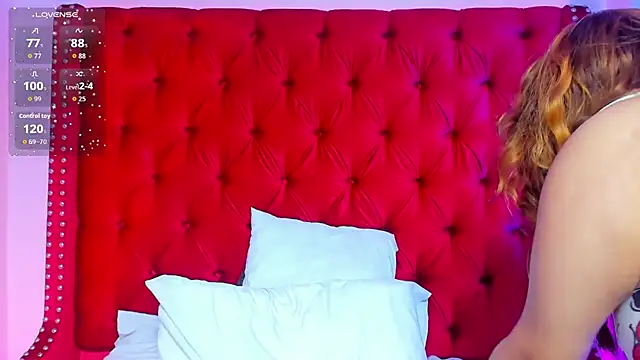 SunnyHoney  online show from June 9, 12:17 pm