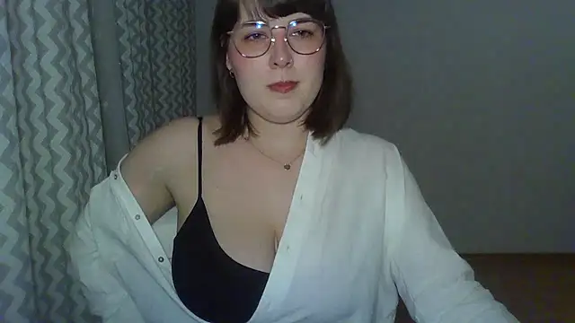 Snapshot of ClaraHard chatting on April 15, 7:58 pm ClaraHard online show from April 15, 7:58 pm