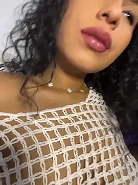 AmeliaAndersson online show from May 9, 11:43 pm