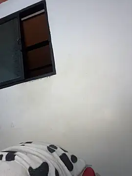 AmeliaAndersson online show from May 14, 7:37 am