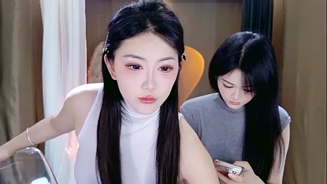 Banana-Milk69 online show from May 15, 1:23 am