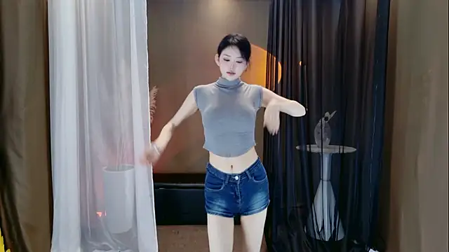 Banana-Milk69 online show from July 1, 1:07 am