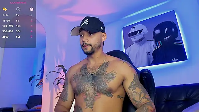 Snapshot of NikoHank_ chatting on March 19, 6:39 am NikoHank online show from March 19, 6:39 am