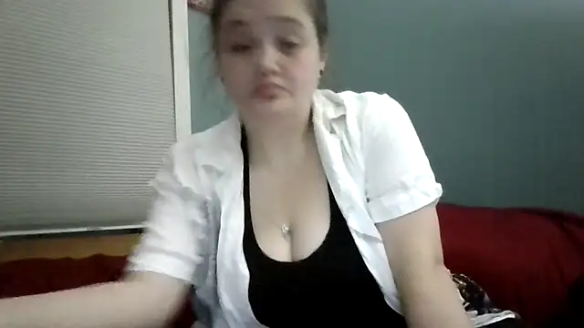 Snapshot of highimmaryjane chatting on March 4, 8:31 am highimmaryjane online show from March 4, 8:31 am