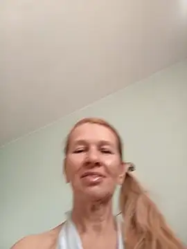 ViktoriaSexi1 online show from March 21, 8:08 am