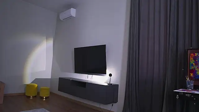AdaBell online show from May 19, 1:06 pm
