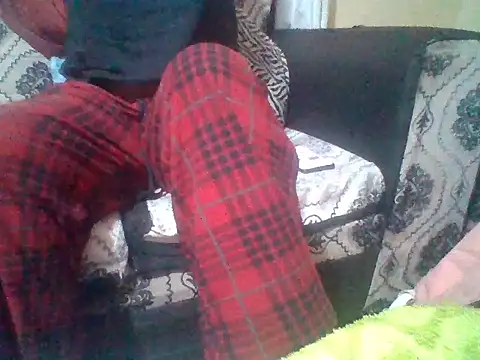 Snapshot of Sexyaryaa chatting on April 21, 3:17 pm Sexyaryaa online show from April 21, 3:17 pm