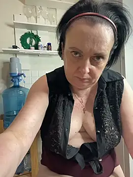 Melissa Morris online show from May 18, 8:36 pm