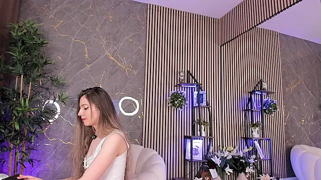 Snapshot of Velvet_Spell chatting on March 12, 4:40 am Velvet Spell online show from March 12, 4:40 am
