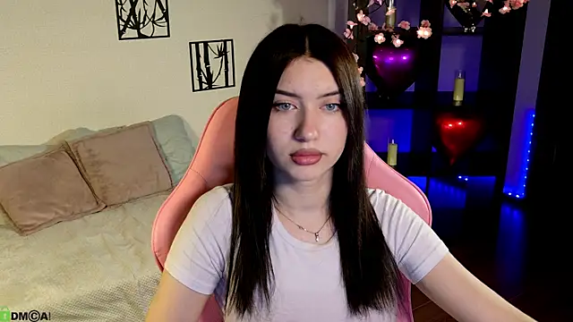 Snapshot of Sugar_Kitten12 chatting on April 10, 1:00 am Sugar Kitten12 online show from April 10, 1:00 am