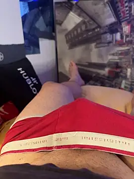 Snapshot of MatthewEmme2121 chatting on July 12, 10:23 pm MatthewEmme2121 online show from July 12, 10:23 pm