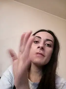 chiara-mario online show from May 13, 7:06 am