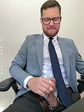 Snapshot of the-gen-xxx chatting on April 8, 5:13 pm the-gen-xxx online show from April 8, 5:13 pm