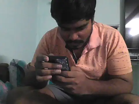 Snapshot of Foxboy65 chatting on April 28, 6:24 pm Foxboy65 online show from April 28, 6:24 pm