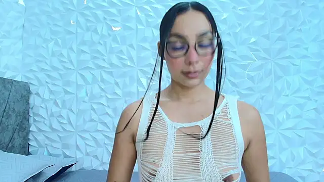 SOPHIA ZC online show from March 23, 7:40 pm