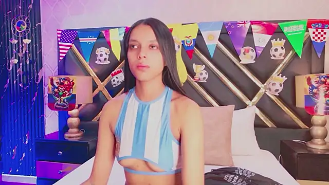 MeganRoseh online show from June 27, 8:47 pm