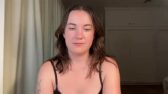 summerxo online show from May 27, 2:30 am