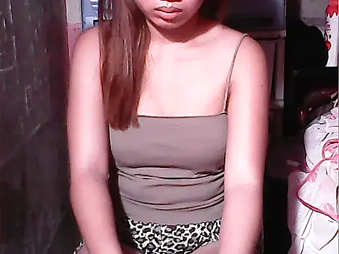 Snapshot of prettyjane23 chatting on May 6, 7:41 pm prettyjane23 online show from May 6, 7:41 pm