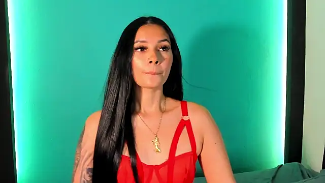 Emma AH online show from April 25, 3:09 pm