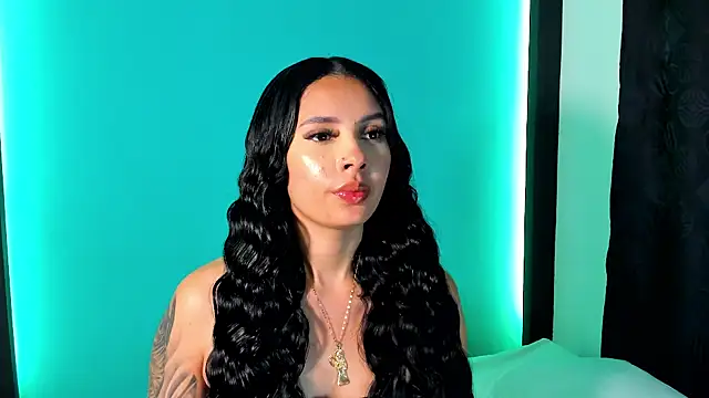 Emma AH online show from May 25, 2:56 pm