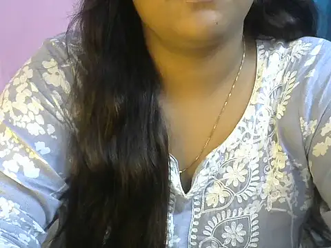 Snapshot of QUEEN-OF-QUEEN chatting on July 7, 8:02 pm QUEEN-OF-QUEEN online show from July 7, 8:02 pm