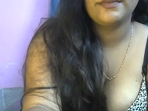 Snapshot of QUEEN-OF-QUEEN chatting on July 13, 8:22 pm QUEEN-OF-QUEEN online show from July 13, 8:22 pm