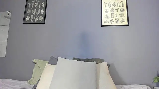 Charlotte lovee  online show from May 14, 11:39 am
