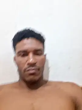 roariel online show from March 7, 1:24 am