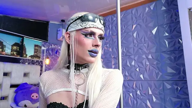 DeMoniica online show from March 10, 8:47 pm