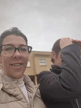 Snapshot of ManuelaX chatting on March 2, 11:06 am ManuelaX online show from March 2, 11:06 am