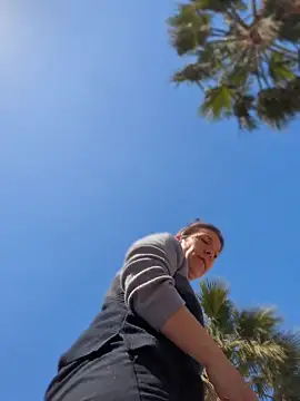 ManuelaX online show from March 28, 11:43 am