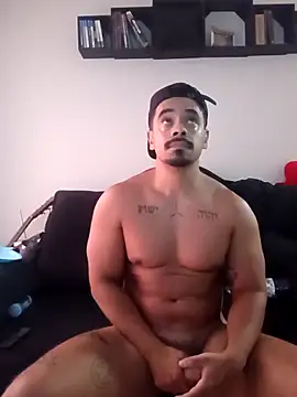 victordamn18 online show from May 8, 6:02 pm