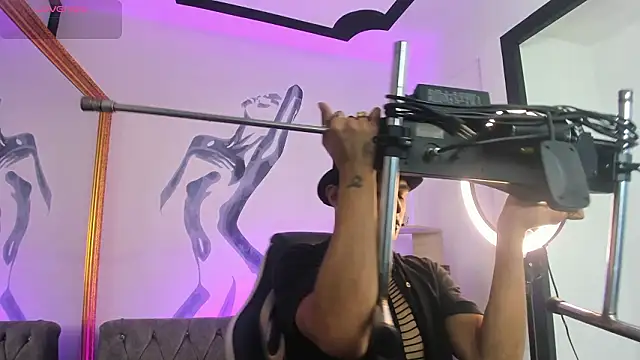 LiamDeep  online show from March 6, 8:27 pm