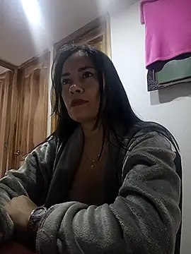 Erin oficial online show from March 9, 7:29 pm