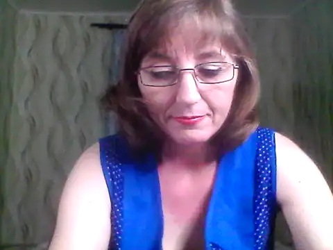 Alisaprice077 online show from May 19, 6:03 pm