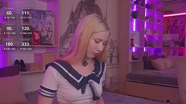 Lola Gilbert online show from May 25, 1:17 pm